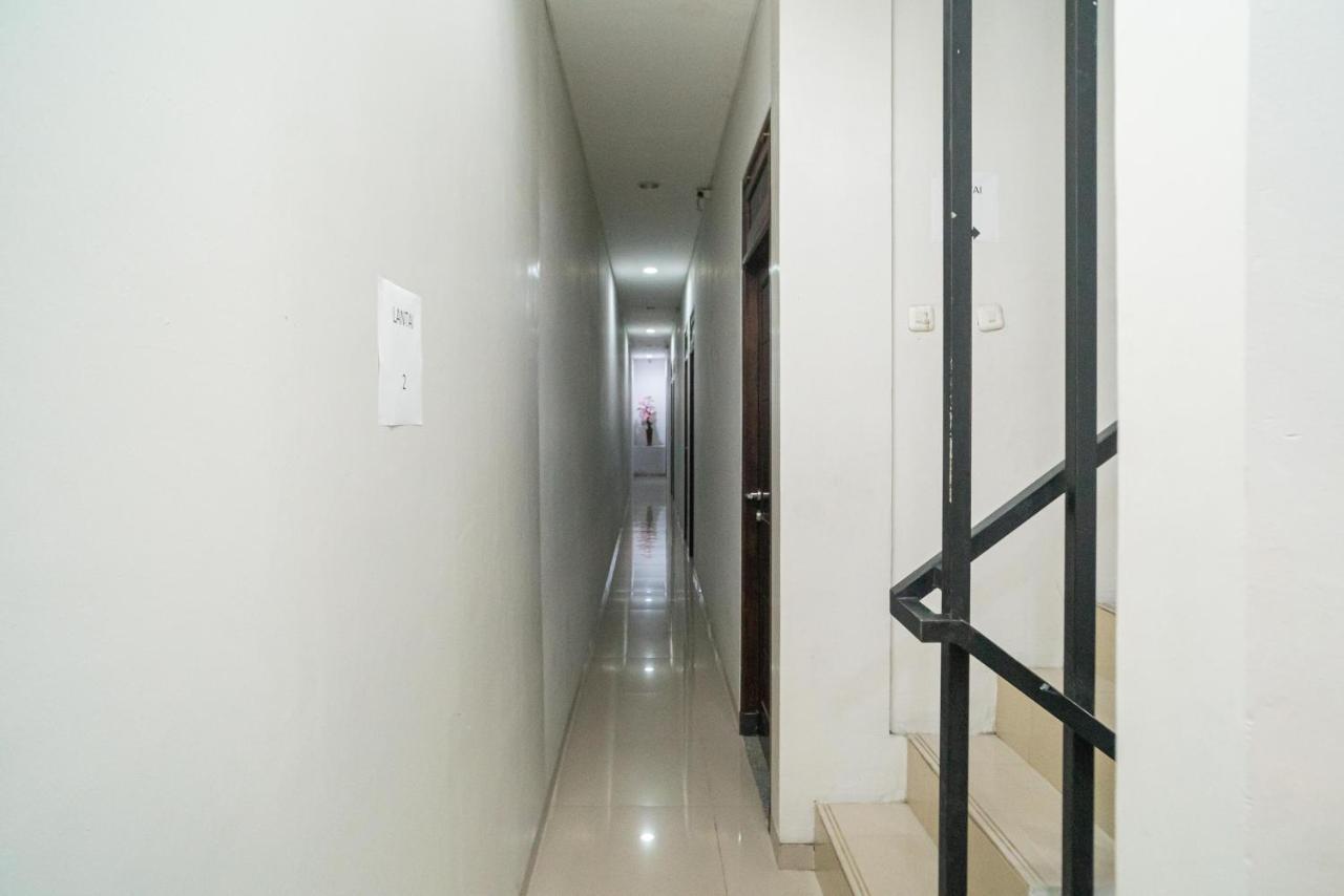 Reddoorz At Merr Rungkut Jl Gunung Anyar Gununganjar Exterior foto
